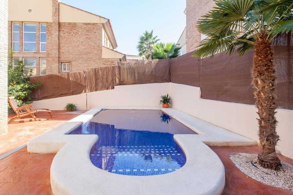 Pool view, Swimming pool