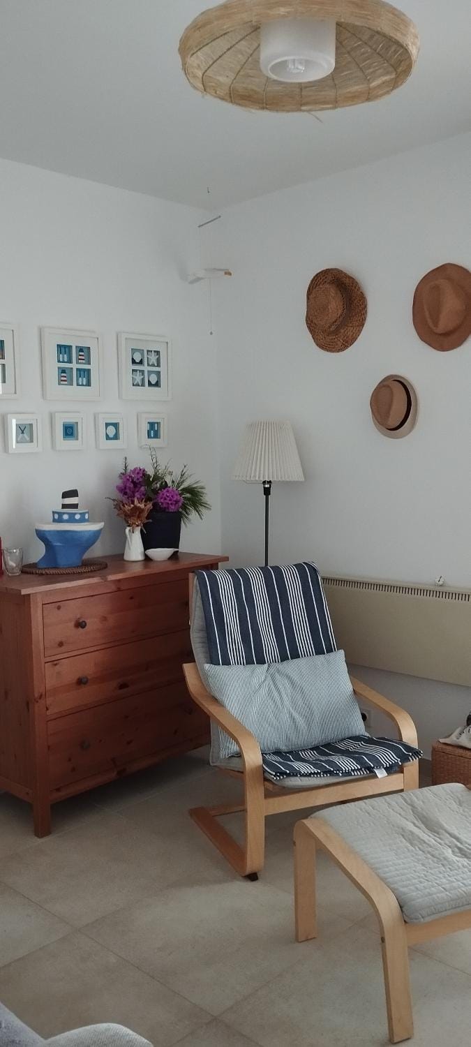 Seaside Cottage Toma Apartment in Split-Dalmatia County