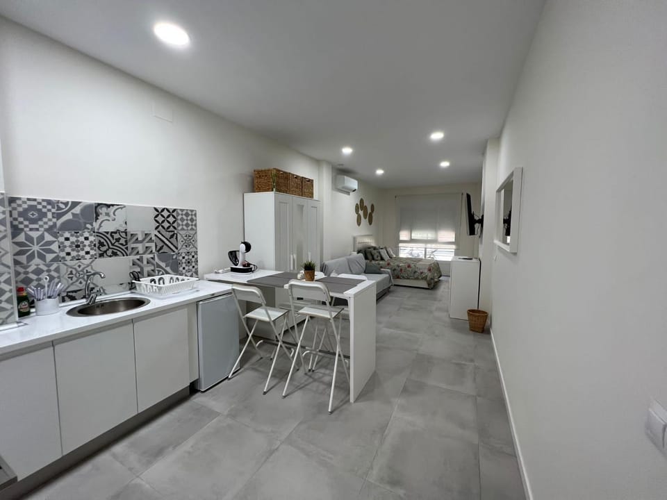 Centro Estudio Trinidad Málaga 3 Apartment in Malaga