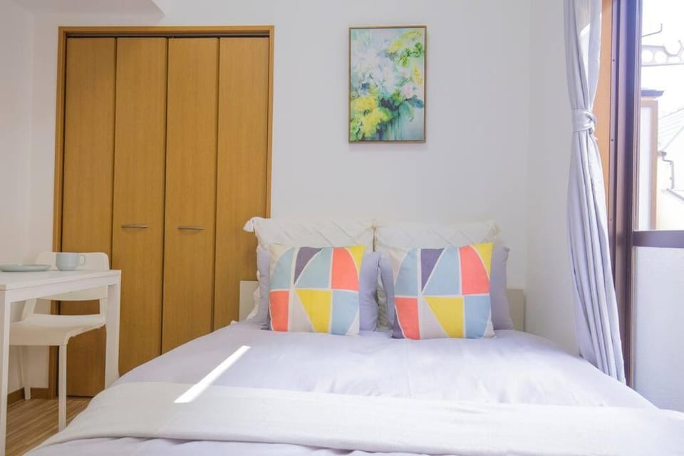 閑静な住宅街_暖かく居心地の良いデザイン YoY-6 Apartment in Shinjuku