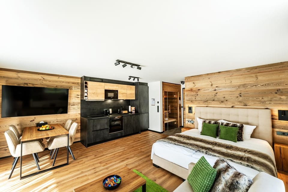 Bed, kitchen, kitchen