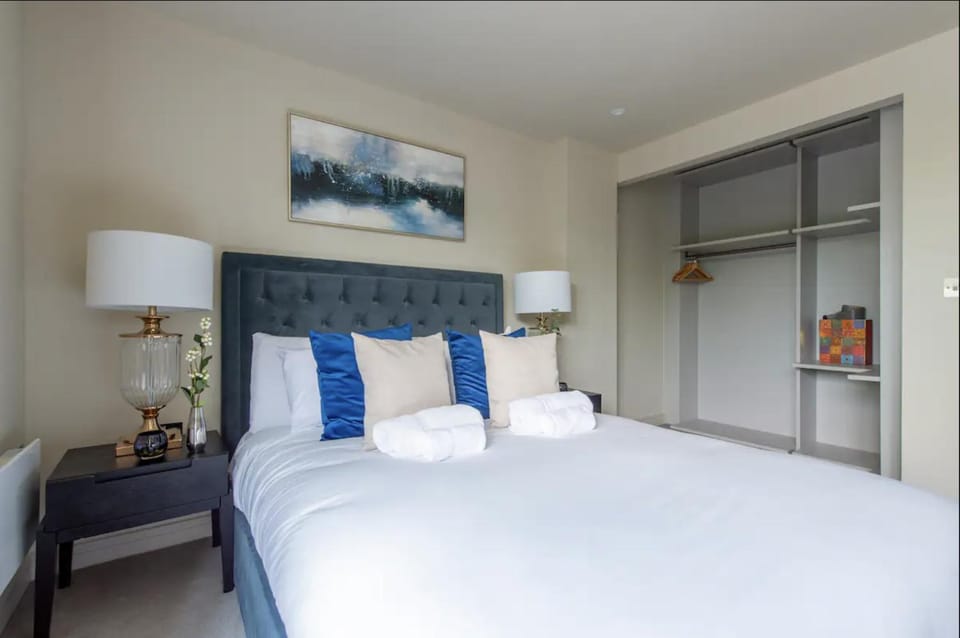 2BD, 2BA Urban Oasis CHCL F4 Apartment in Ilford