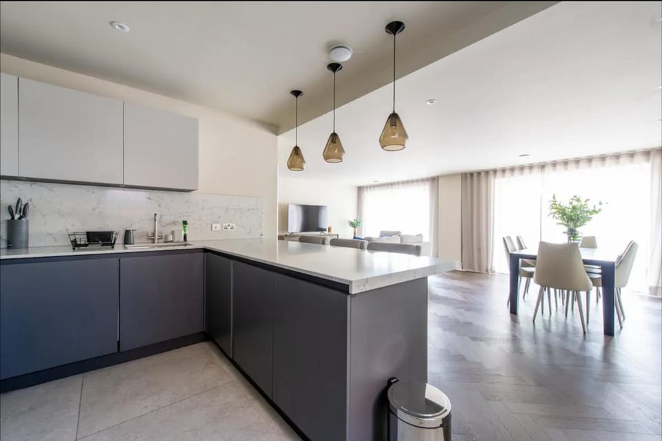 2BD, 2BA Urban Oasis CHCL F4 Apartment in Ilford