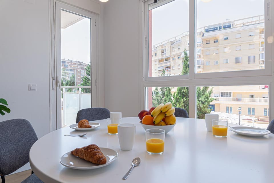 Dining area, Breakfast