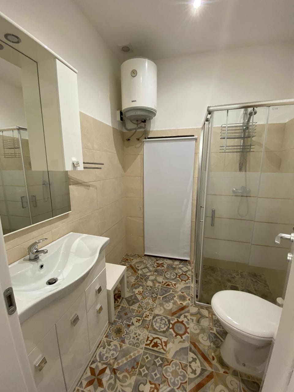 Shower, Toilet, Bathroom