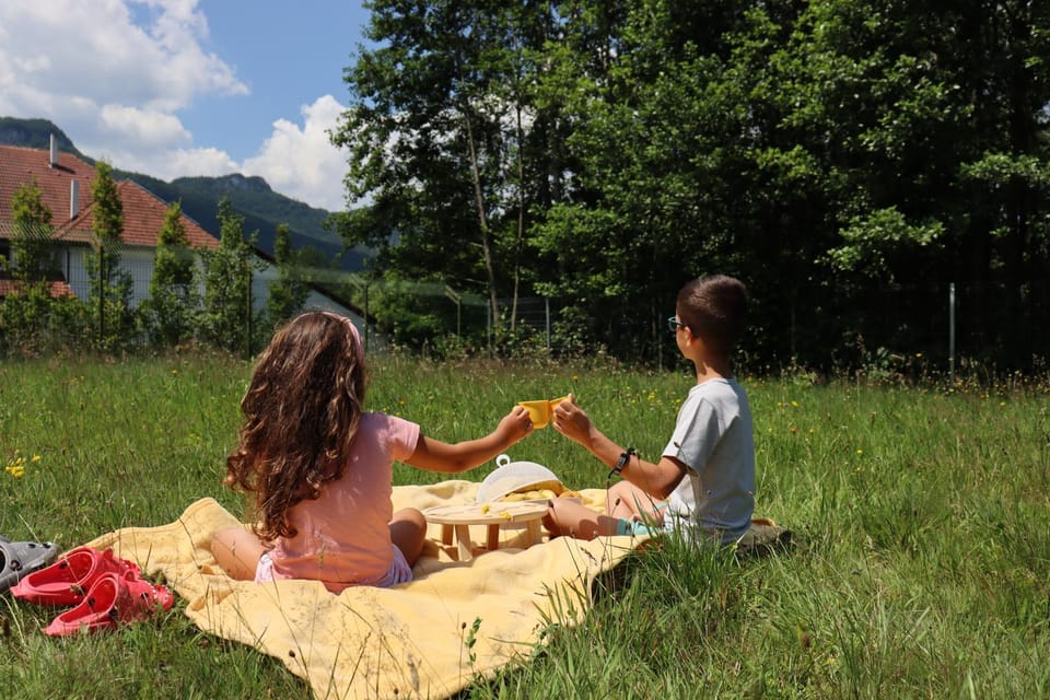 Day, Natural landscape, Guests, Mountain view