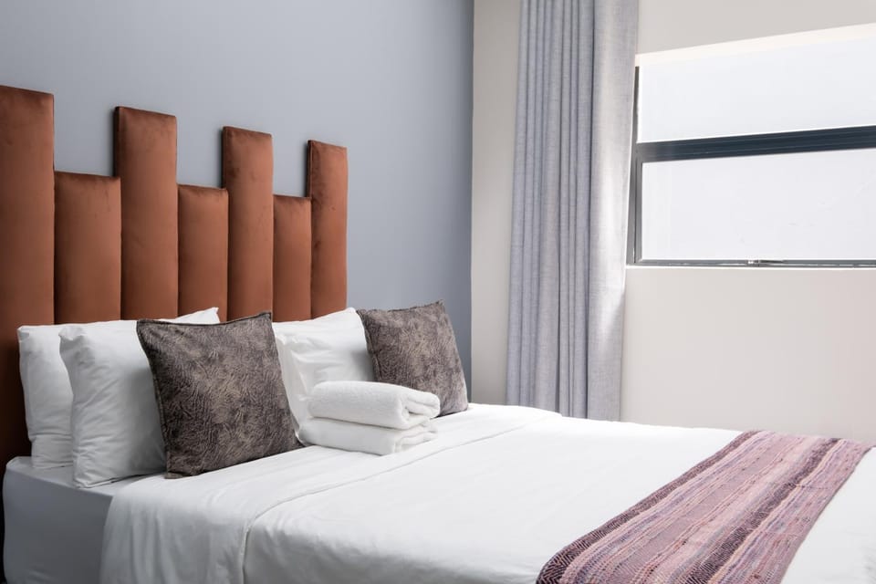 Cape palm royal guest house Bed and Breakfast in Cape Town