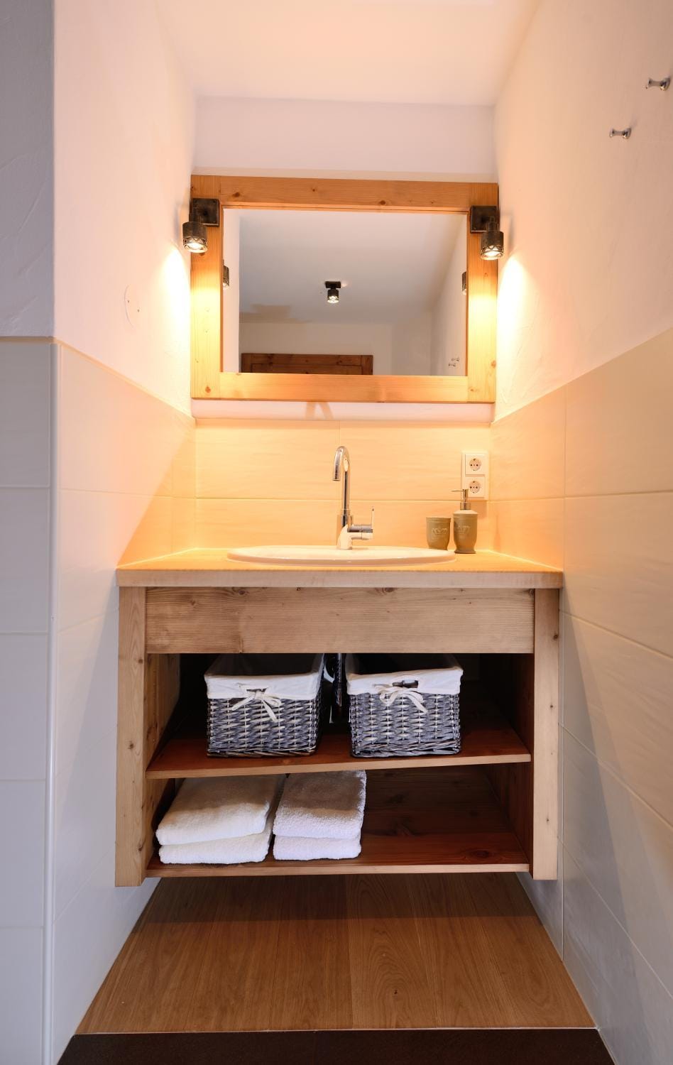 Bathroom, towels
