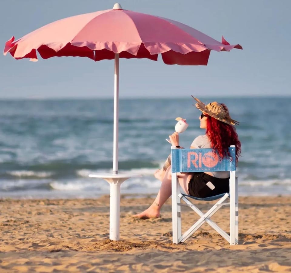 Day, People, Natural landscape, Beach, Guests, Sea view, sunbed