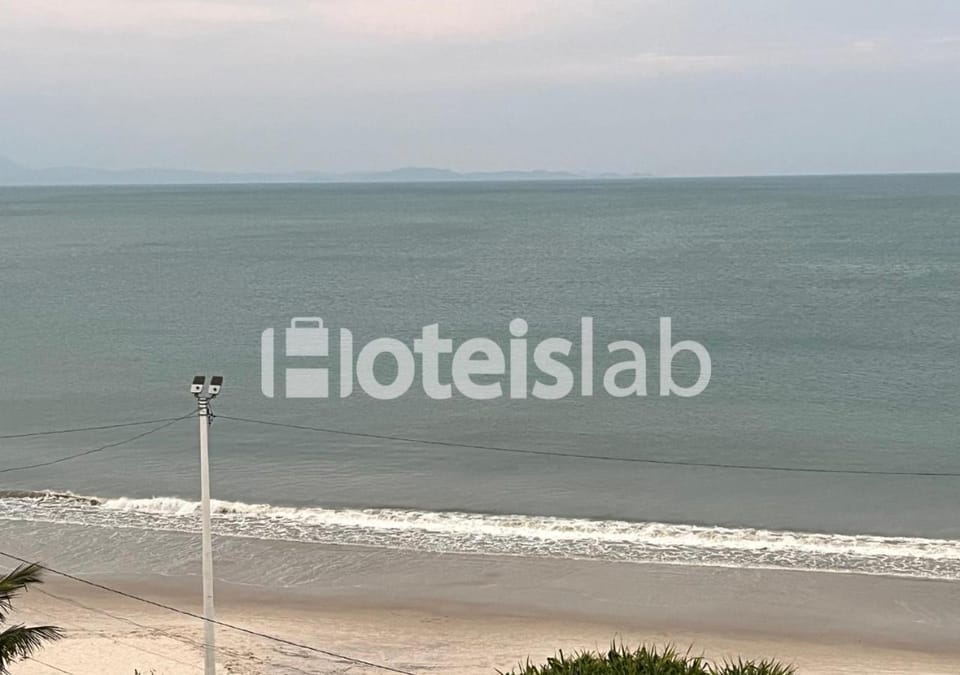 C149 Lindo apartamento de um quarto com vista para o mar Apartment in Florianopolis