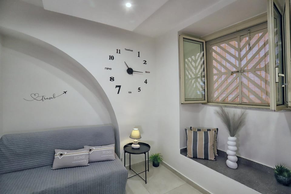 Living room, Seating area, Floor plan