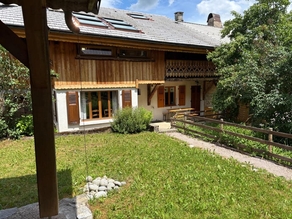 Property building, Spring