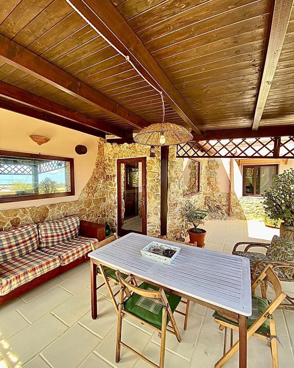 Seating area