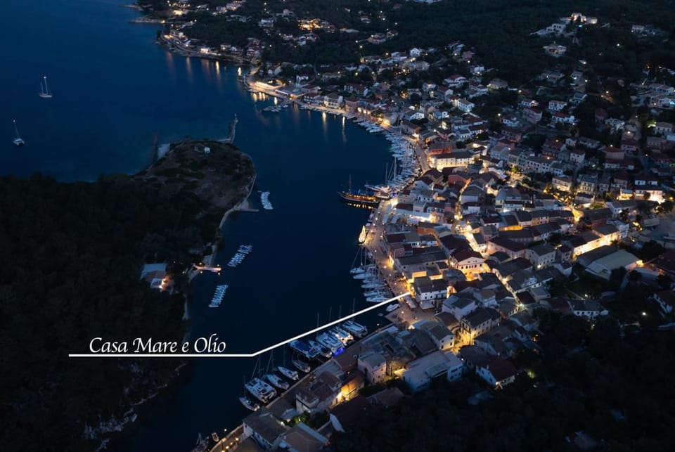 Casa Mare e Olio by All About Paxos Apartment in Gaios