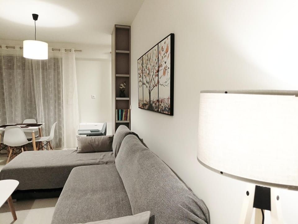 Pearl Suite Marousi -New Build- Private Parking Apartment in Decentralized Administration of Attica