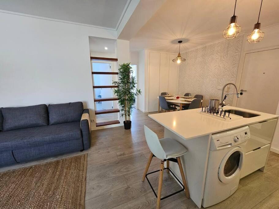 Kitchen or kitchenette, Living room, Dining area, dishwasher, minibar, pet friendly, washing machine