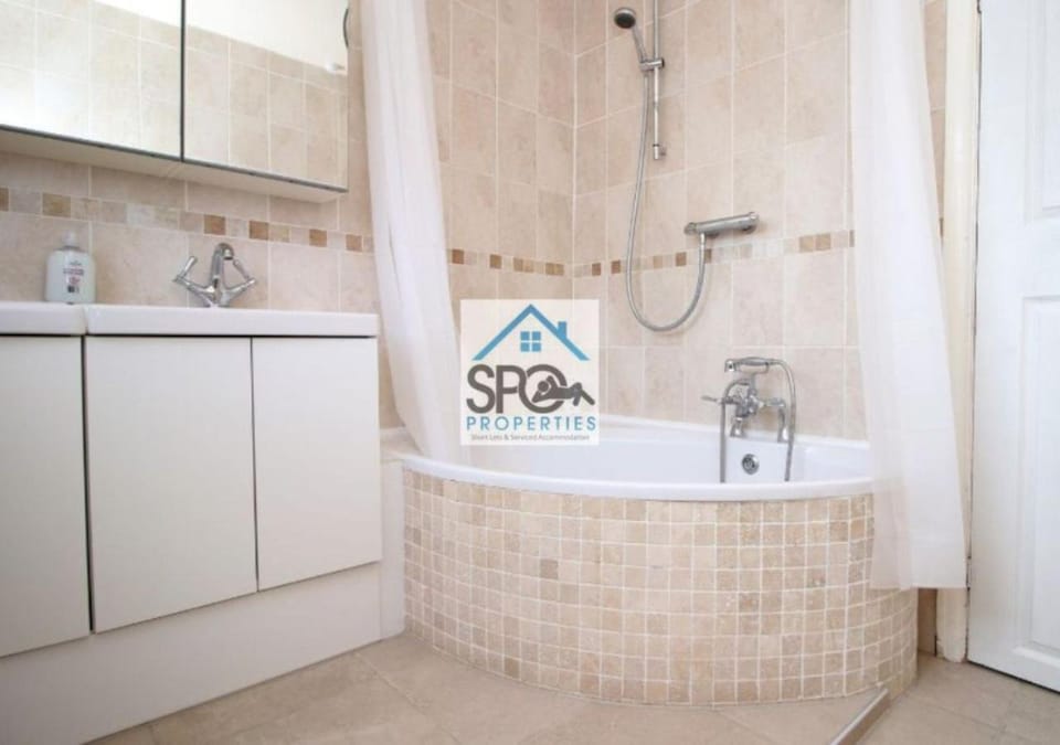 Shower, Bathroom, Bath