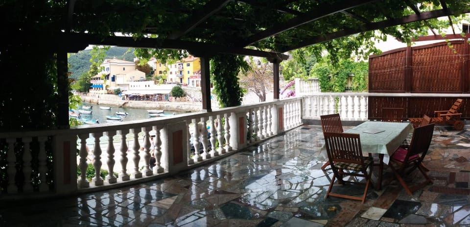 Apartment Promenade Apartment in Istria County