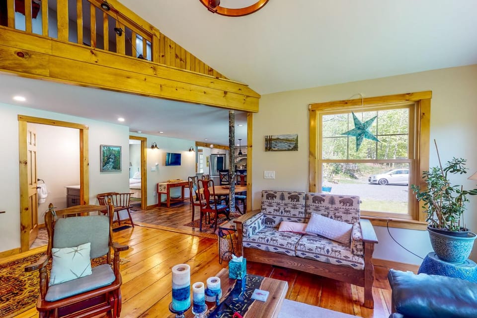Hike, Fish, Ski! 'Coos Canyon Lodge' in Maine House in New Hampshire