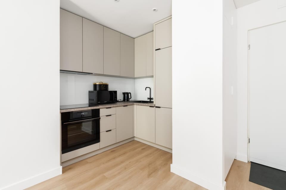 Coffee/tea facilities, Kitchen or kitchenette, minibar, stove