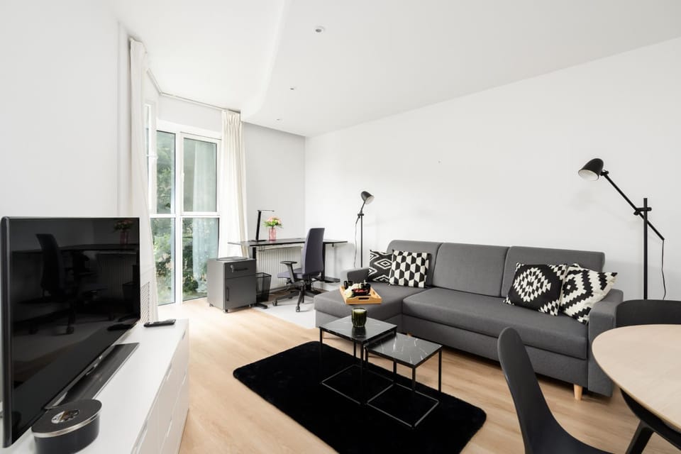 TV and multimedia, Living room, Photo of the whole room, Seating area
