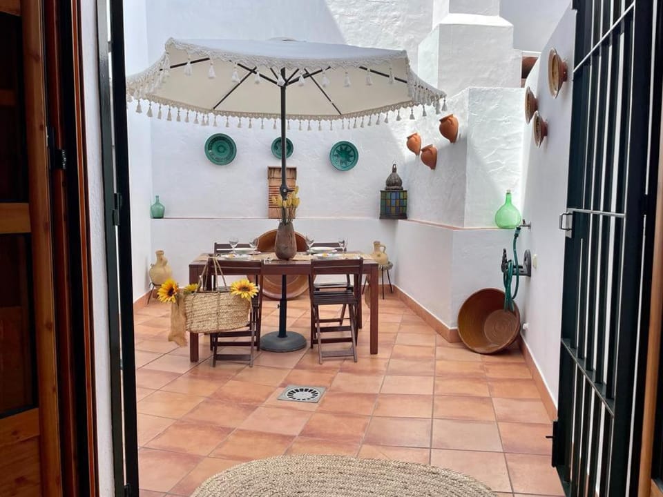 Patio, Off site, Dining area