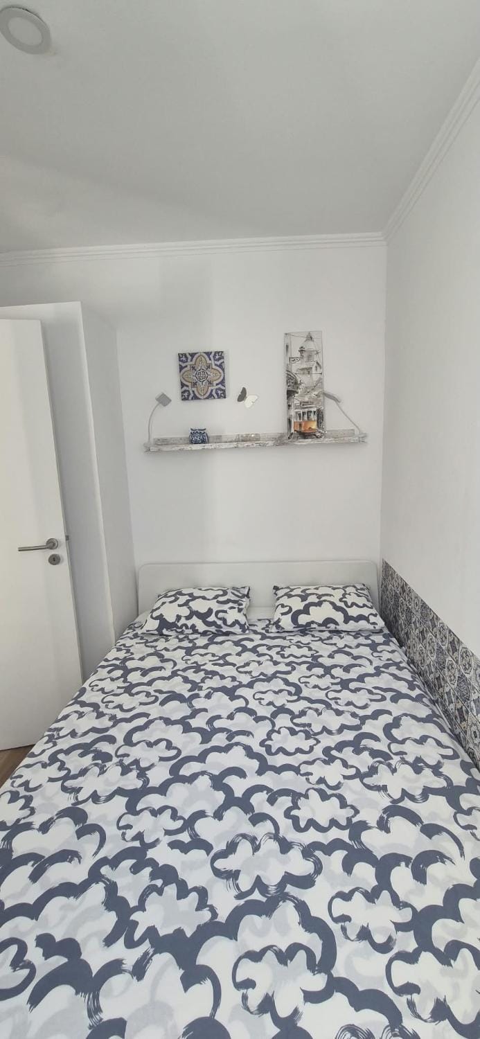 Bed, Photo of the whole room