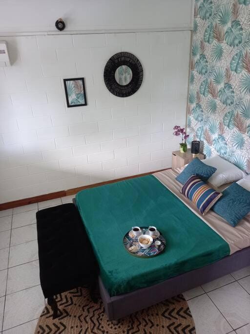 Le Recoin Exotique by ResaLoc - Maison Traditionnelle avec jardin et jacuzzy - sur la Route de Salazie House in Réunion