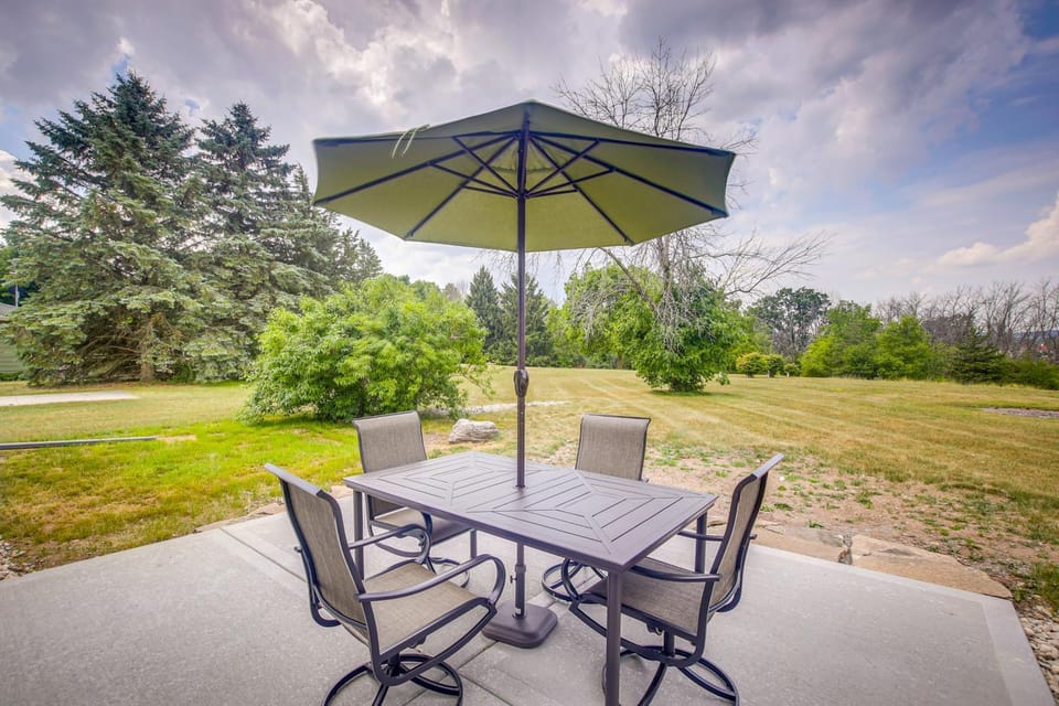 Updated Plymouth Home ~ 5 Mi to Road America! House in Wisconsin