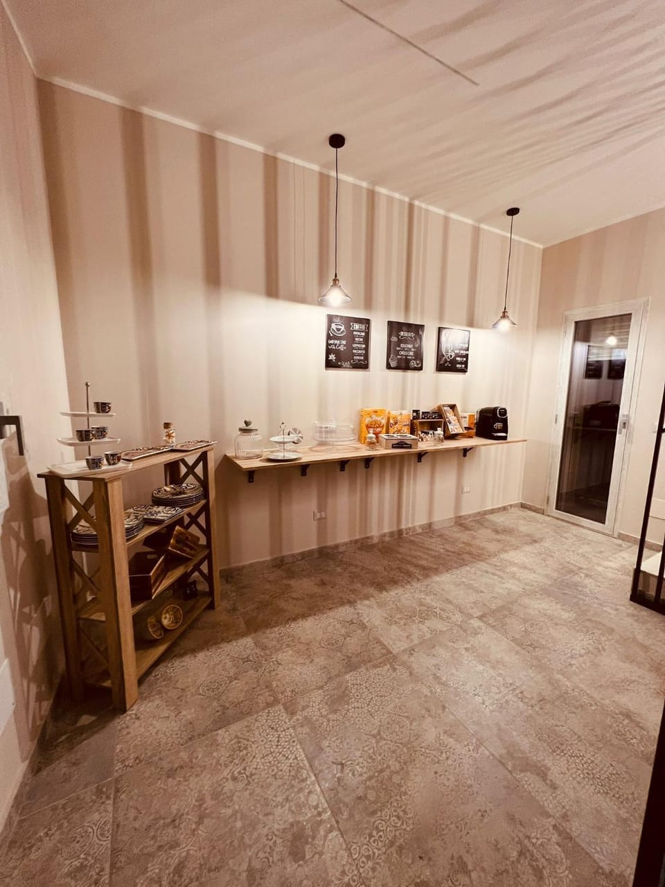Coffee/tea facilities, Food and drinks, Food, Breakfast, Buffet breakfast, toaster