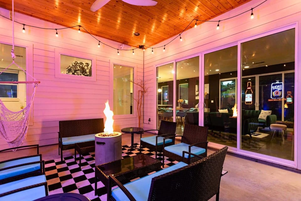 Private Mini Golf and Covered Fireplace Lounge House in Austin