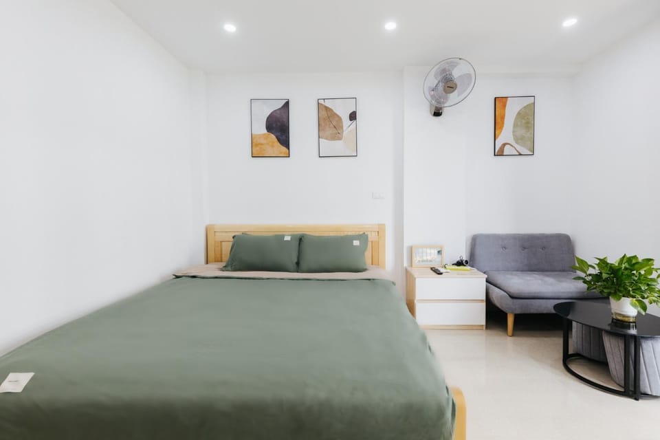 Bed, Living room, Bedroom