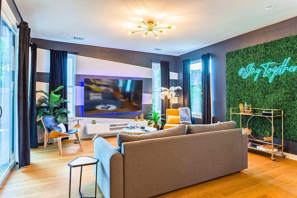 TV and multimedia, Living room, Seating area