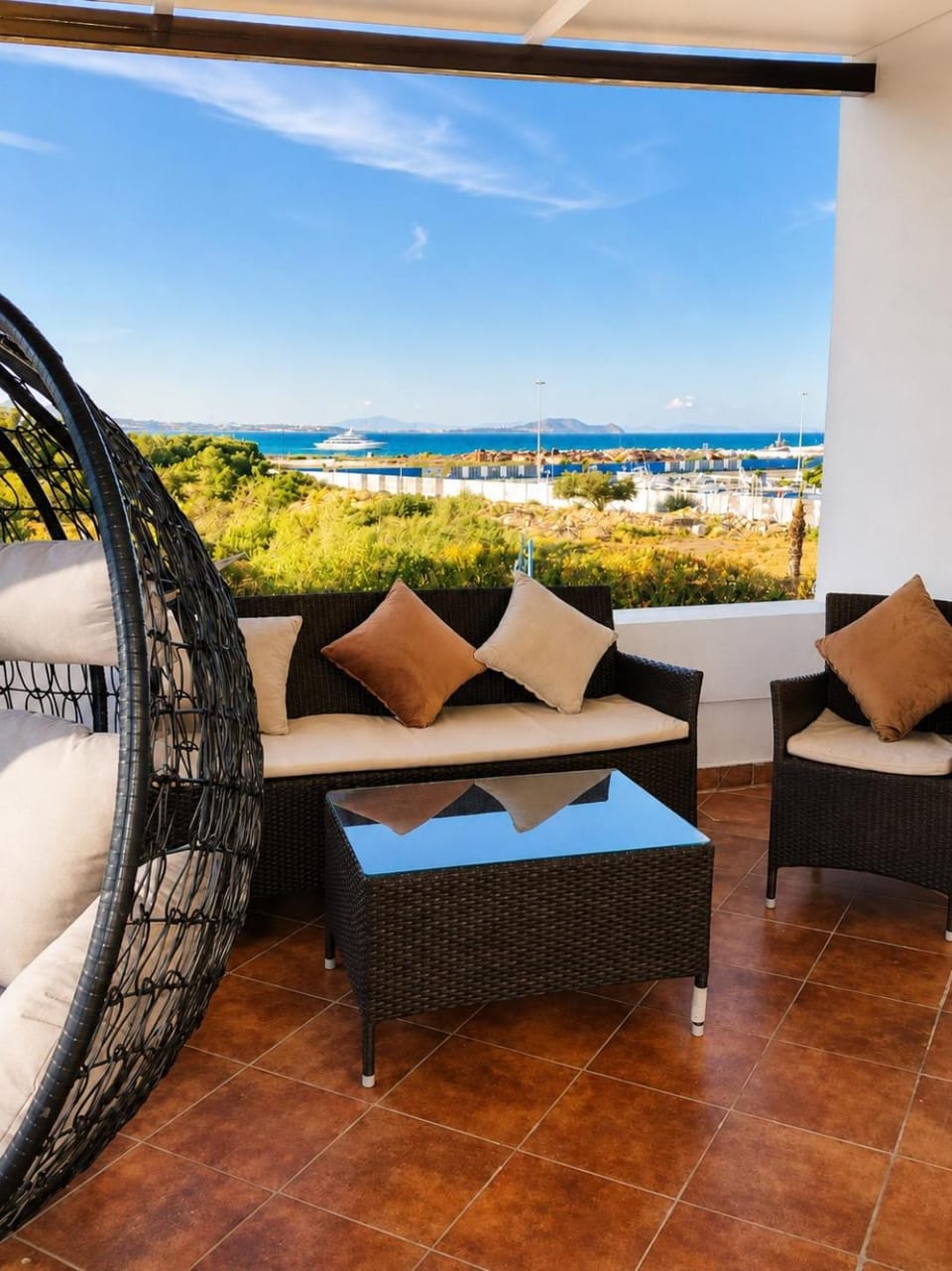 Grand appartement a marina smir avec vue sur port Apartment in Tangier-Tétouan-Al Hoceima