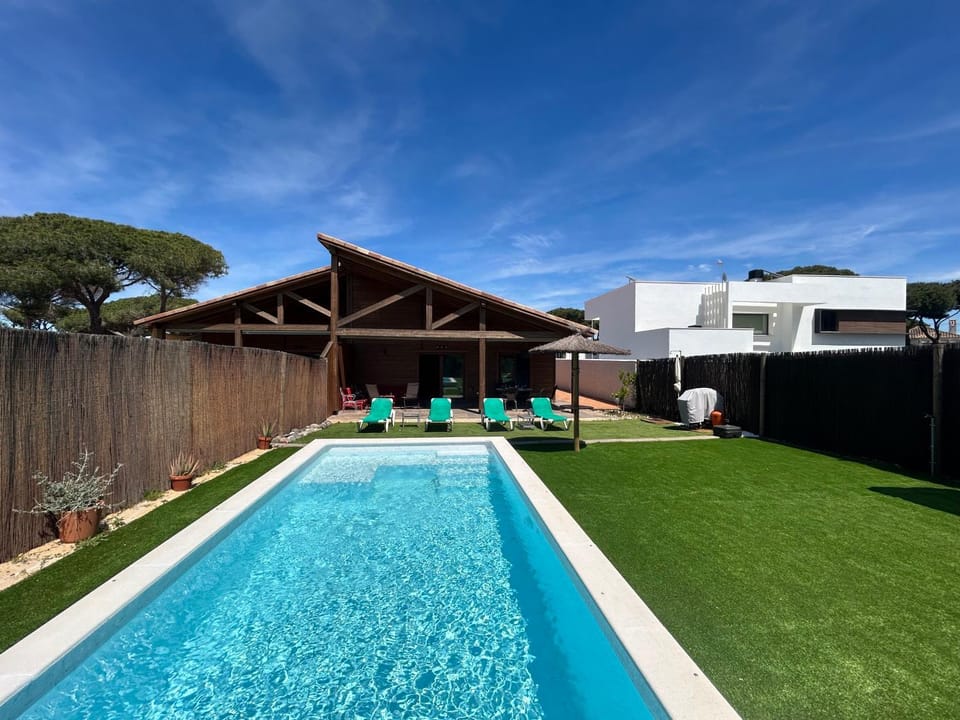 Day, Garden, Garden view, Swimming pool, sunbed