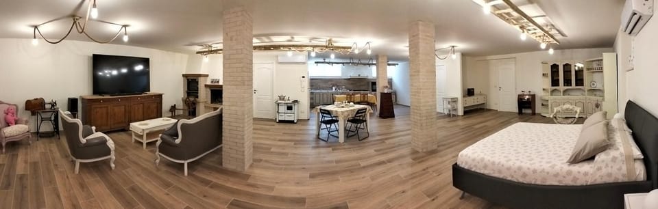 Photo of the whole room