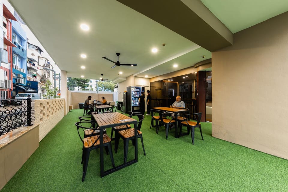 Communal lounge/ TV room, Communal kitchen