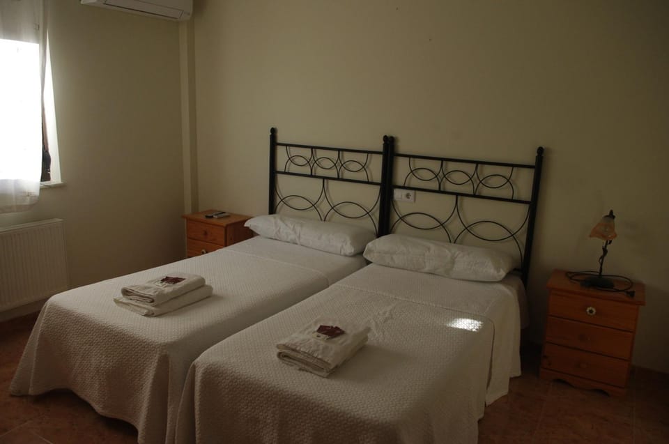 Hotel la Hoja*** House in Castile and León