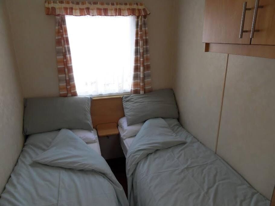 Hedgehog Holiday Home in the countryside, 10 mins to Lligwy beach Apartment in Wales