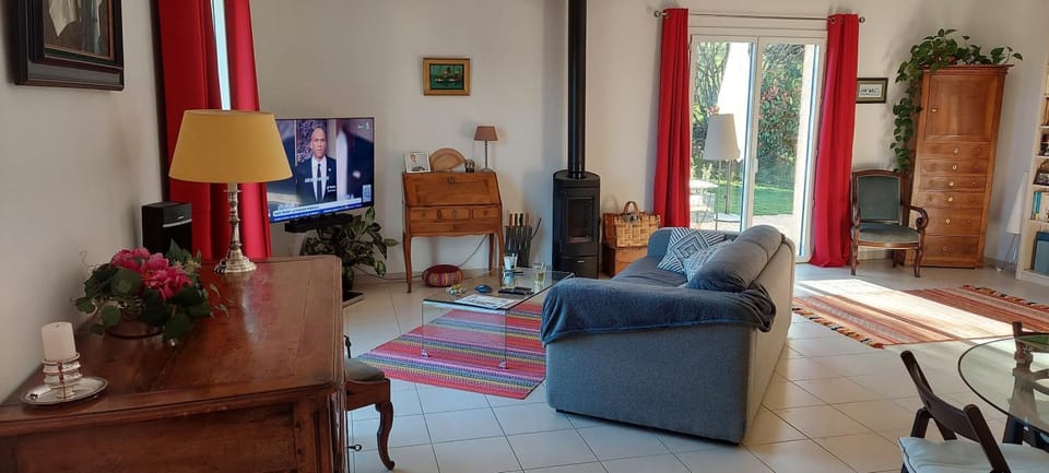 Séjour au pied d'une forêt domaniale House in Auvergne-Rhône-Alpes