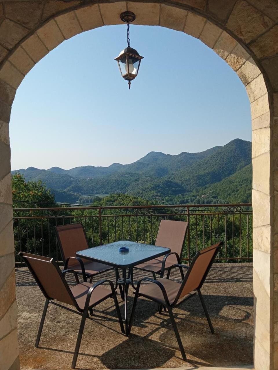 Day, Natural landscape, View (from property/room), Balcony/Terrace, Dining area, Mountain view