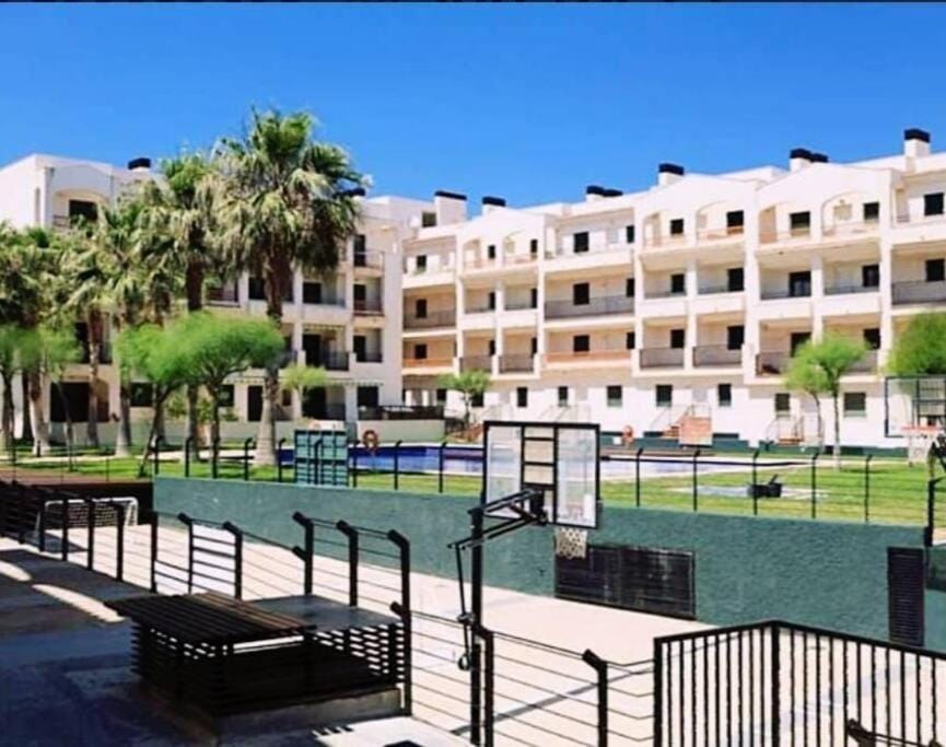 Ático con acceso directo al mar Apartment in Miami Platja