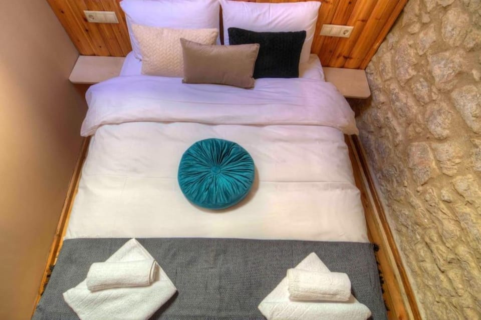 Cozy Villa Parnassos Chalet in Peloponnese, Western Greece and the Ionian
