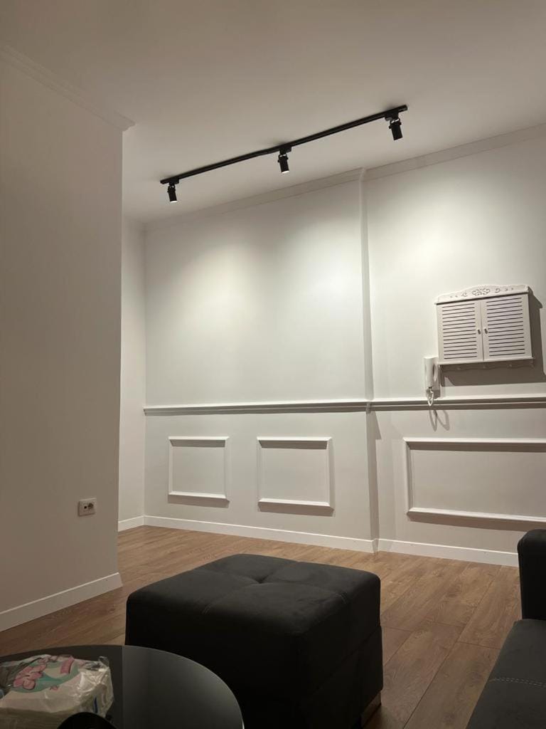 Bed, Living room, Seating area