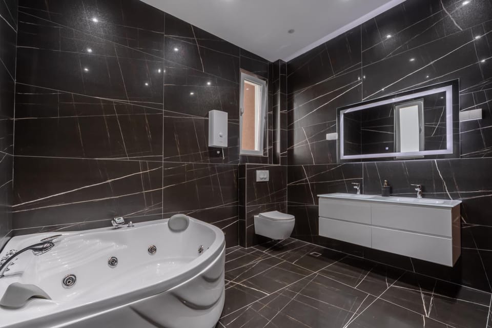 Bathroom, Bath