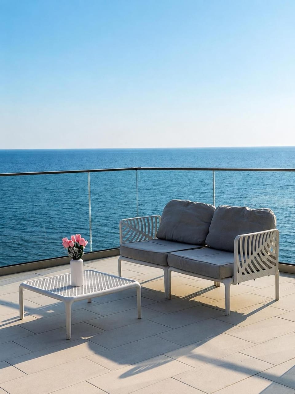 Natural landscape, View (from property/room), Balcony/Terrace, Seating area, Sea view