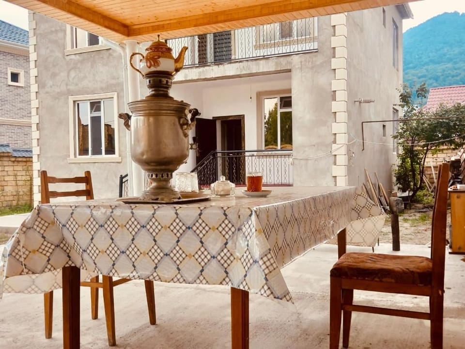 View (from property/room), Balcony/Terrace, Seating area, Dining area