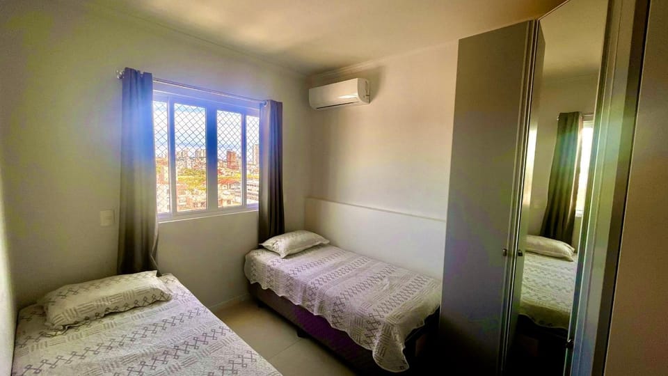 Bed, Photo of the whole room, Bedroom, internet, wardrobe, air conditioner