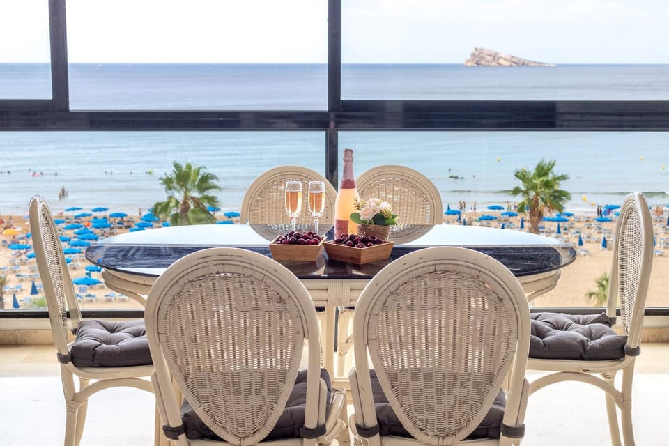 Natural landscape, View (from property/room), Seating area, Dining area, Sea view