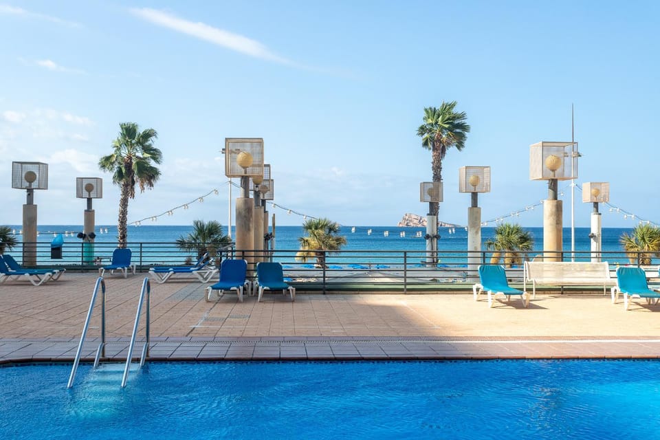 Natural landscape, Pool view, Sea view, Swimming pool, sunbed